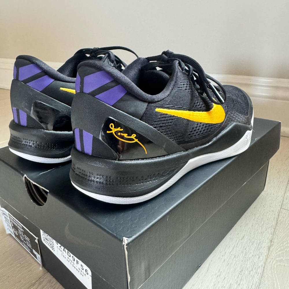 Kobe VIII Protro AWAY size 5